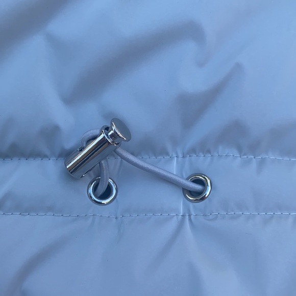 New GUESS Sigourney Puffer Women's Jacket - Picture 12 of 16